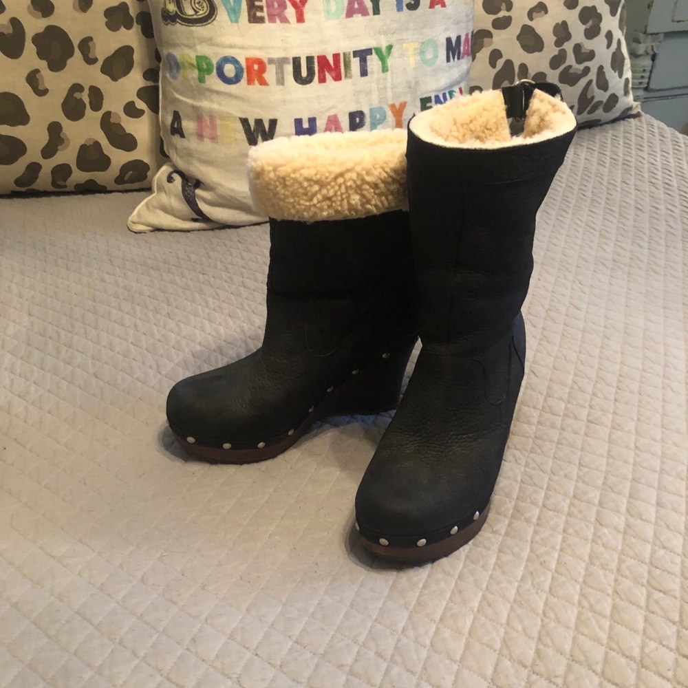 Ugg Wedge Boot - image 3